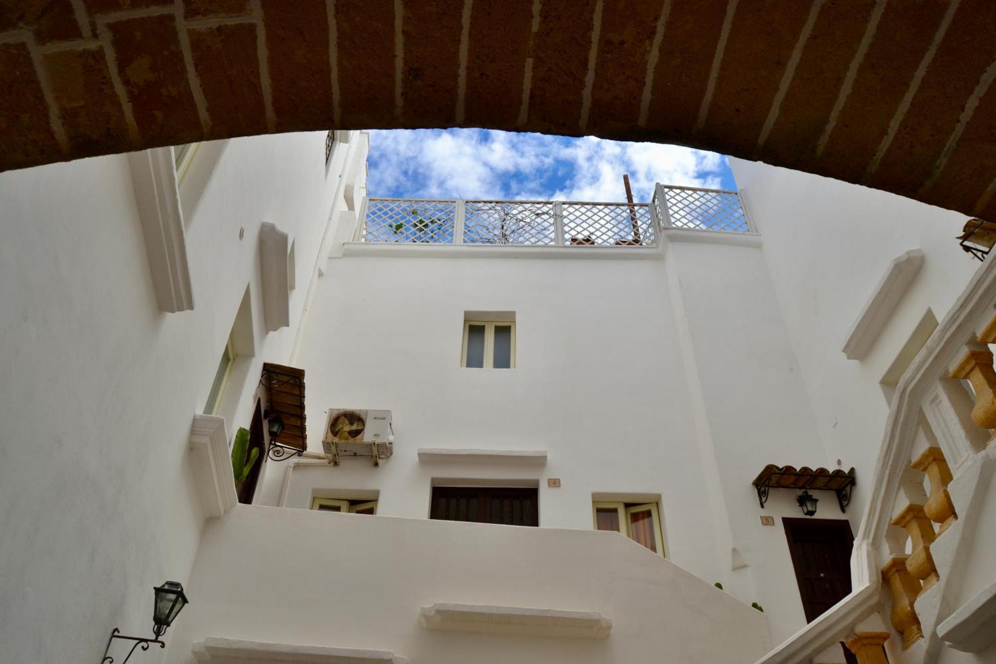 Kallistos Suites & Apartments Gallipoli Zewnętrze zdjęcie